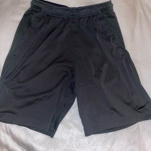 grey nike gym shorts